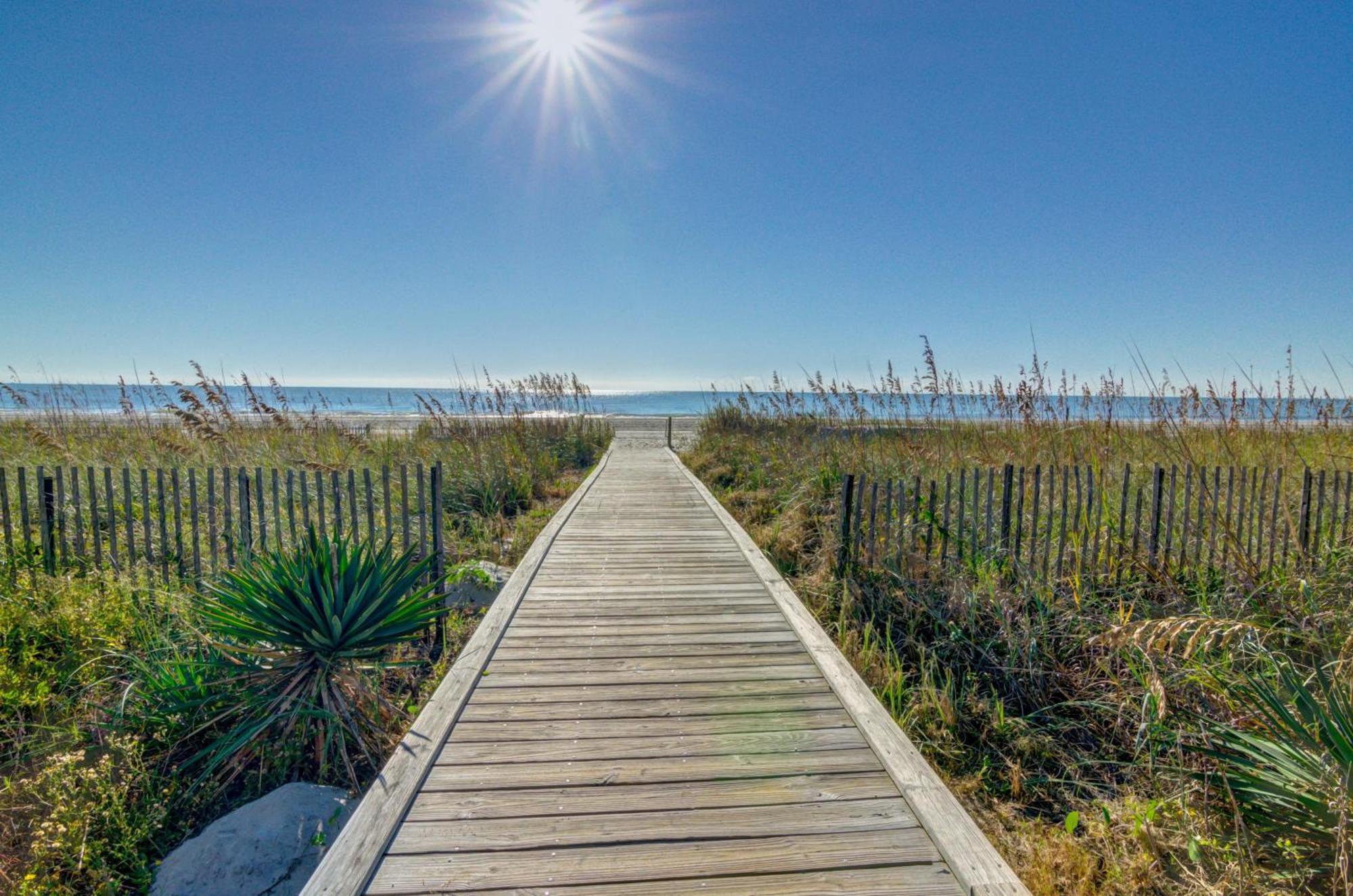 Oceanfront Views With Resort Amenities Myrtle Beach Eksteriør billede